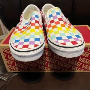 Classic Slip On rainbow pattern vans